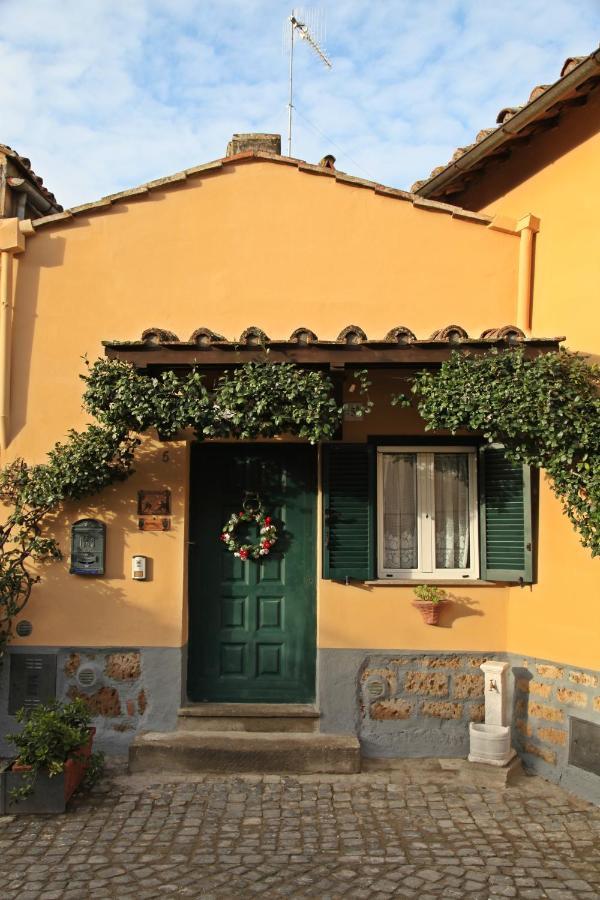 Casa Vacanze Nives Tuscania Exterior foto